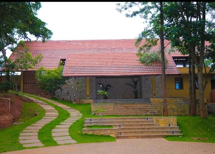 Karnataka Chikmagalur Hotel Exterior