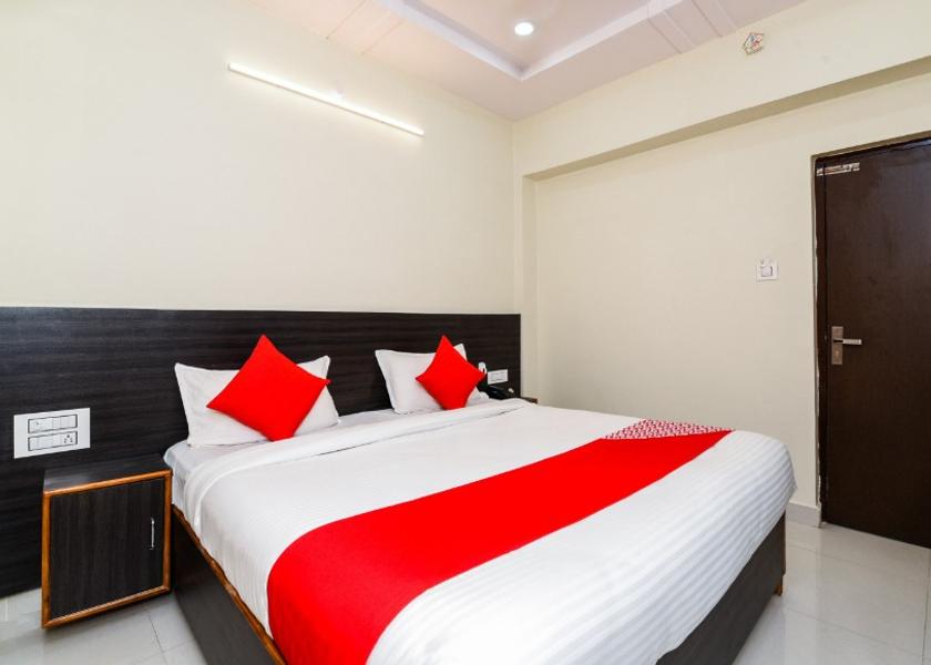 Andhra Pradesh Vijaywada Deluxe Room 