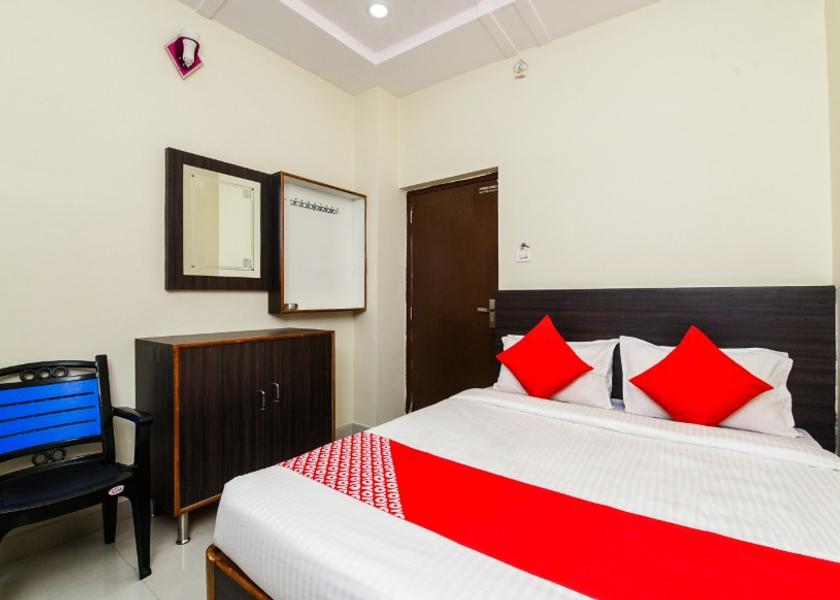 Andhra Pradesh Vijaywada Deluxe Room 
