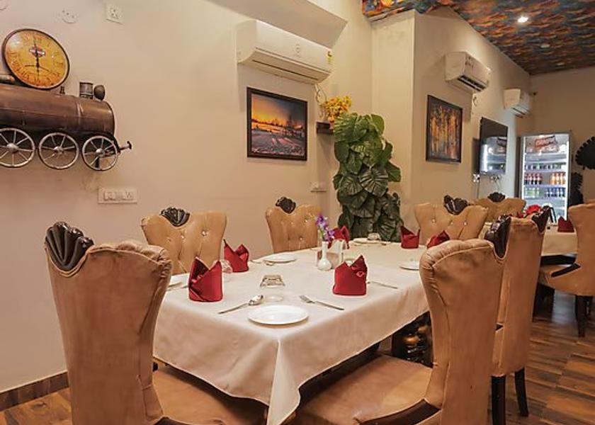 Uttar Pradesh Vrindavan Food & Dining