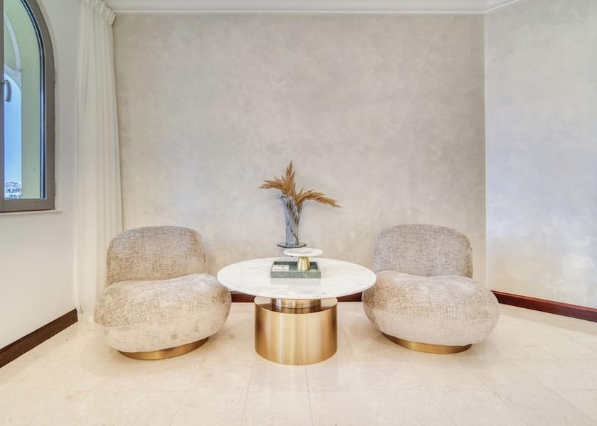 Dubai Dubai Living Area