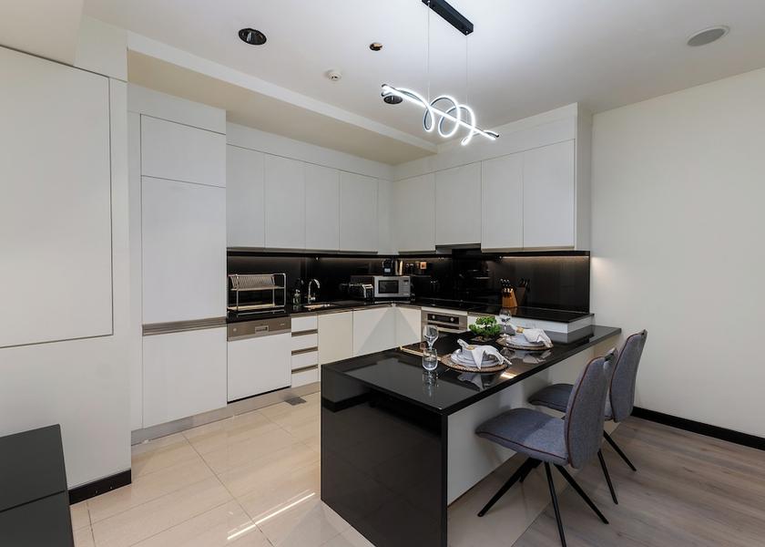 Dubai Dubai In-Room Dining