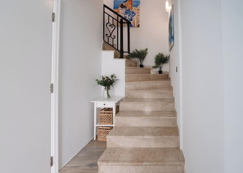 Dubai Dubai Staircase