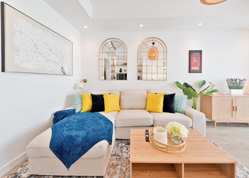 Dubai Dubai Living Area