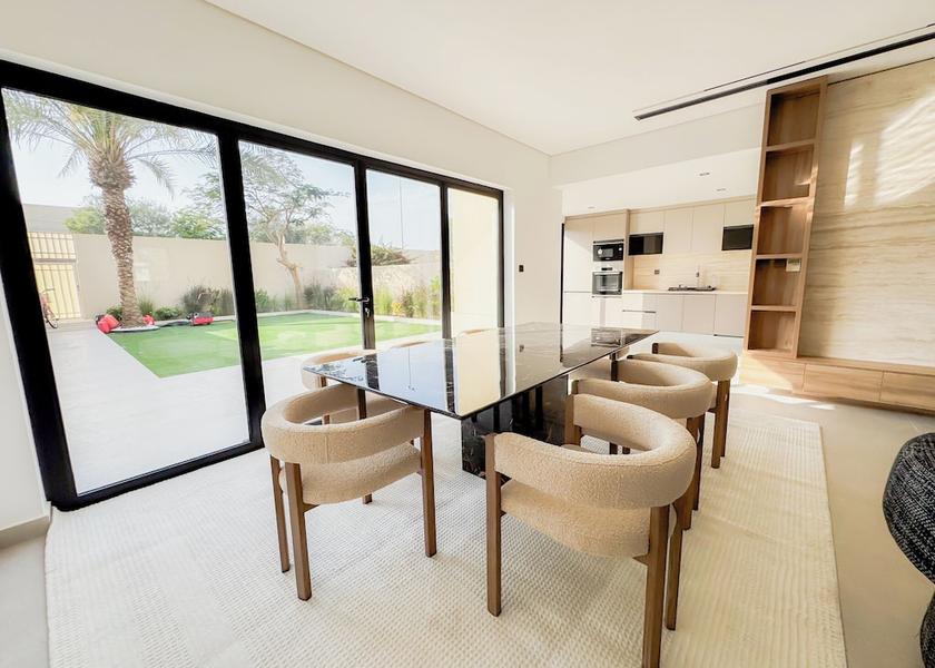 Dubai Dubai In-Room Dining