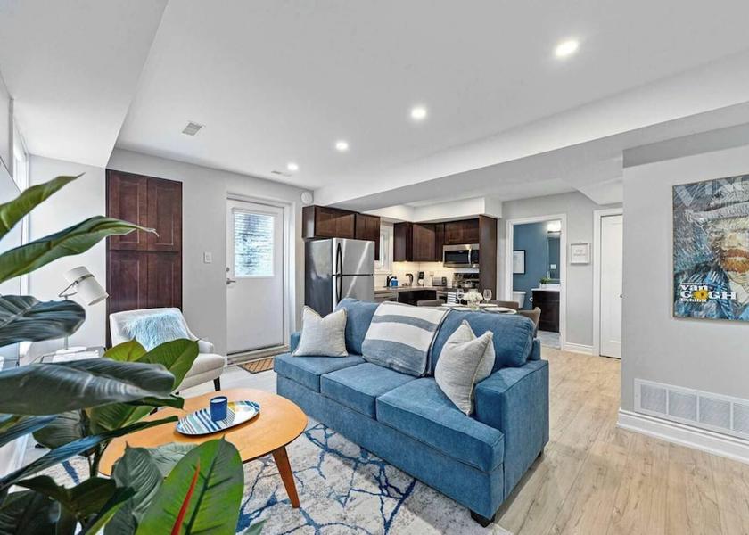 Ontario Toronto Living Area