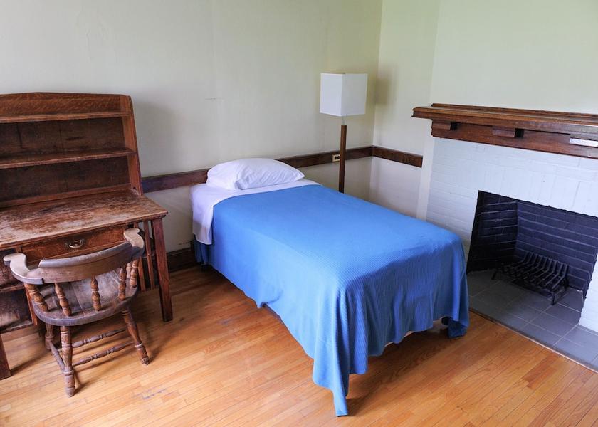 Ontario Toronto Room