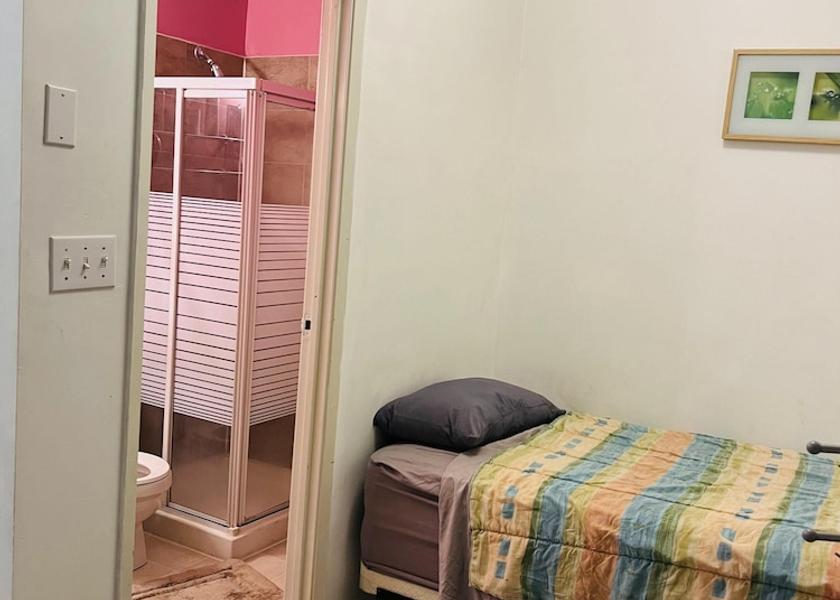 Ontario Toronto Room