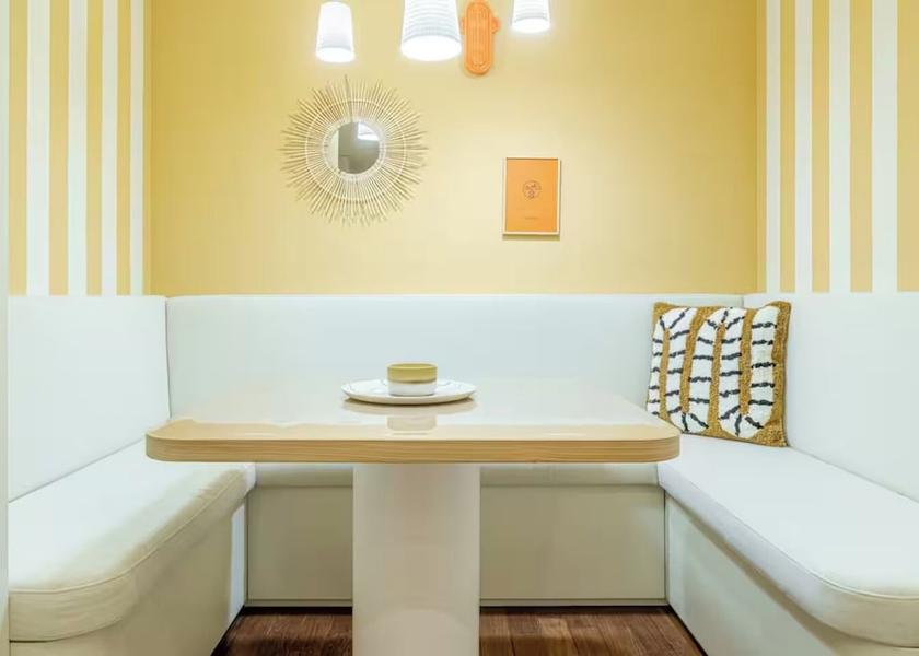 Ile-de-France Paris Living Area