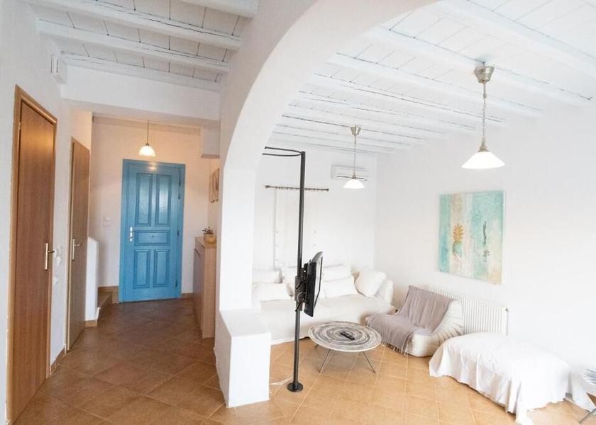  Mykonos Interior Entrance