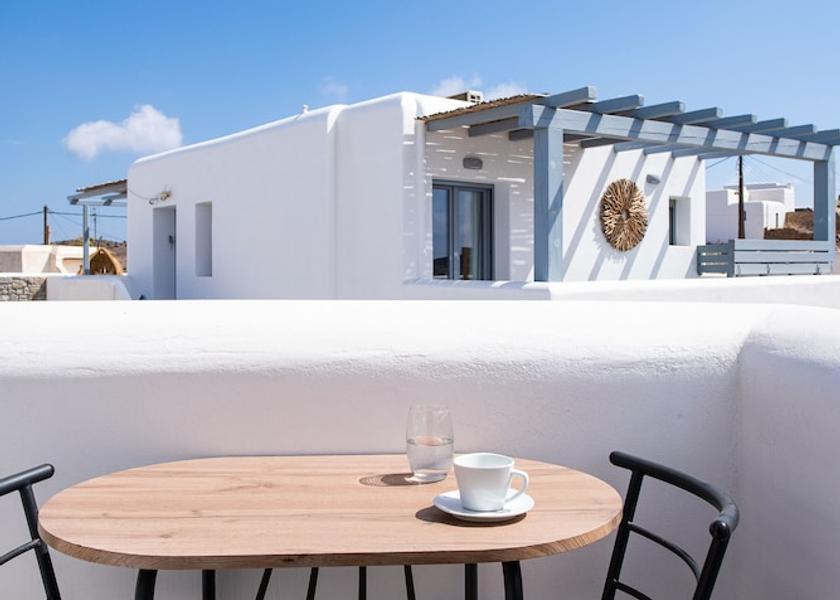  Mykonos Balcony