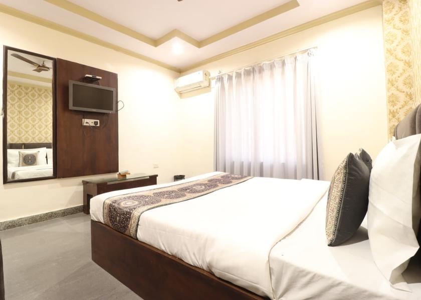 Uttarakhand Haridwar Deluxe Room