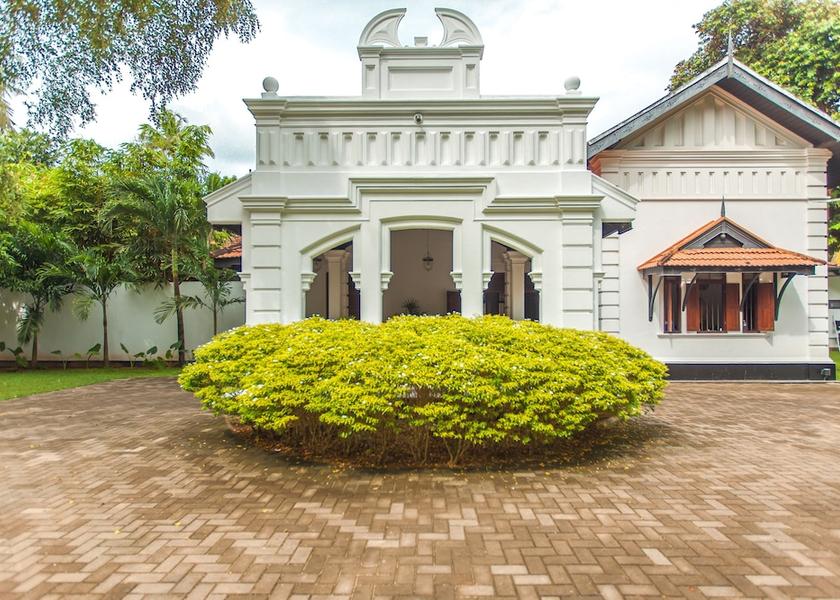 Matara District Weligama Facade