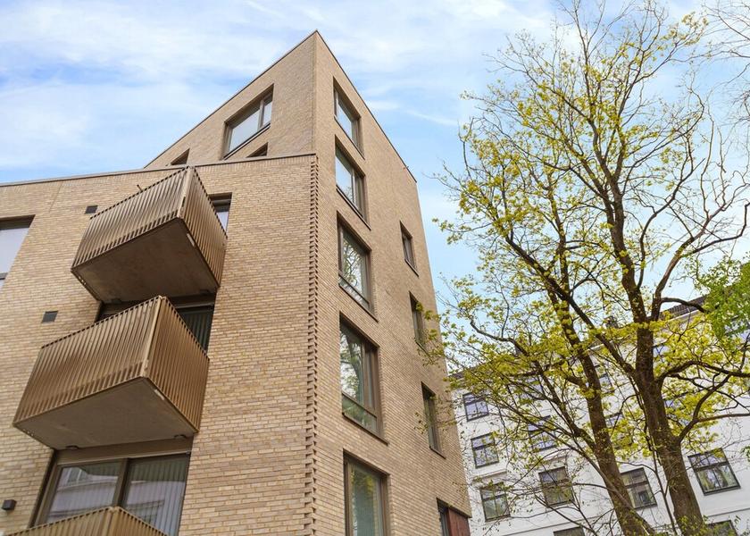  Oslo Exterior Detail