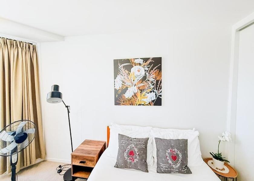 Auckland Region Auckland Room