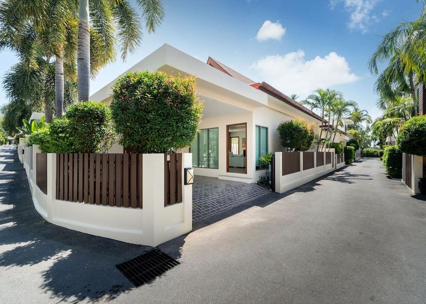 Phuket Rawai Exterior Detail