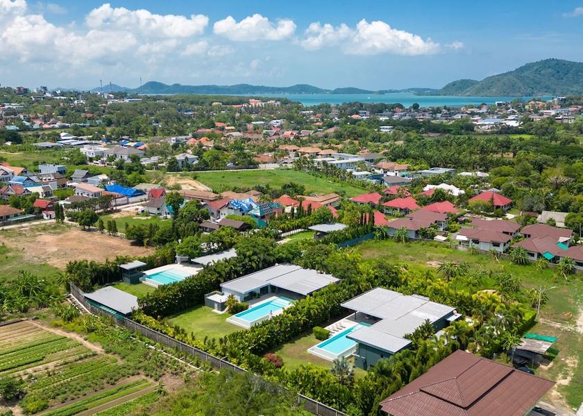 Phuket Rawai Exterior Detail