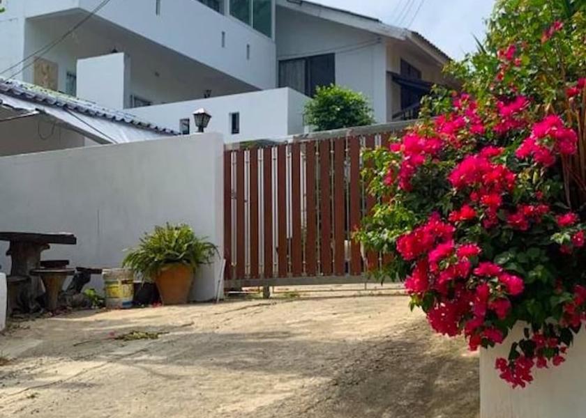 Phuket Rawai Entrance