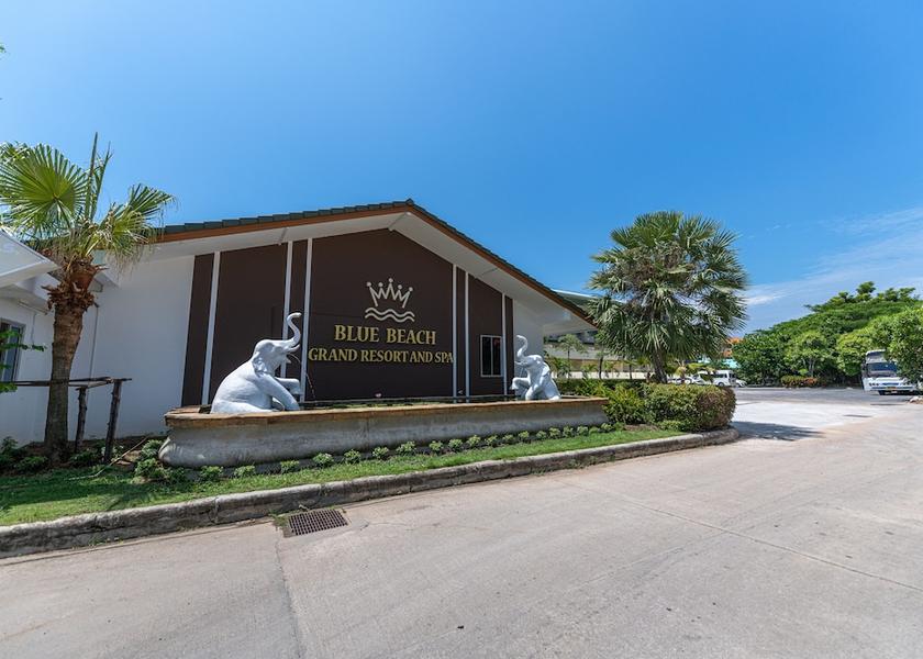Phuket Province Rawai Property entrance