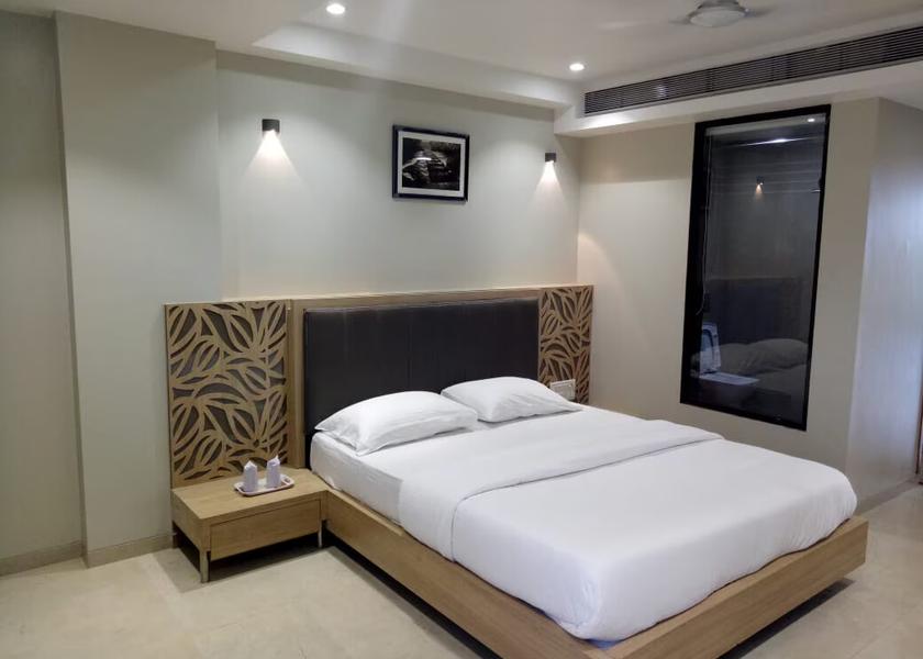 Maharashtra Shirdi 1025