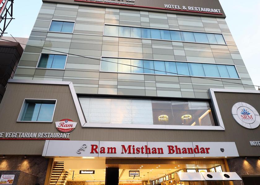 Uttar Pradesh Kanpur Hotel Exterior