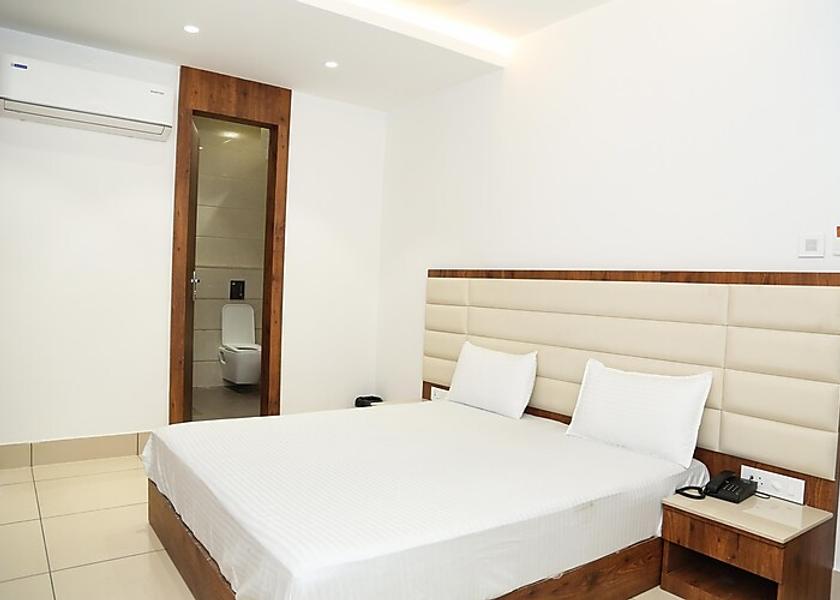 Rajasthan Sri Ganganagar Deluxe AC Room