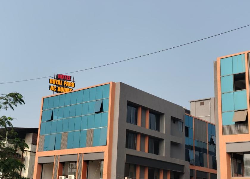 Gujarat Vapi Hotel Exterior