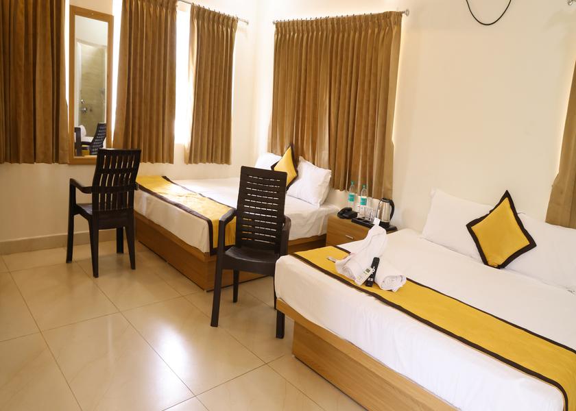 Tamil Nadu Tiruvannamalai Family Luxury Room