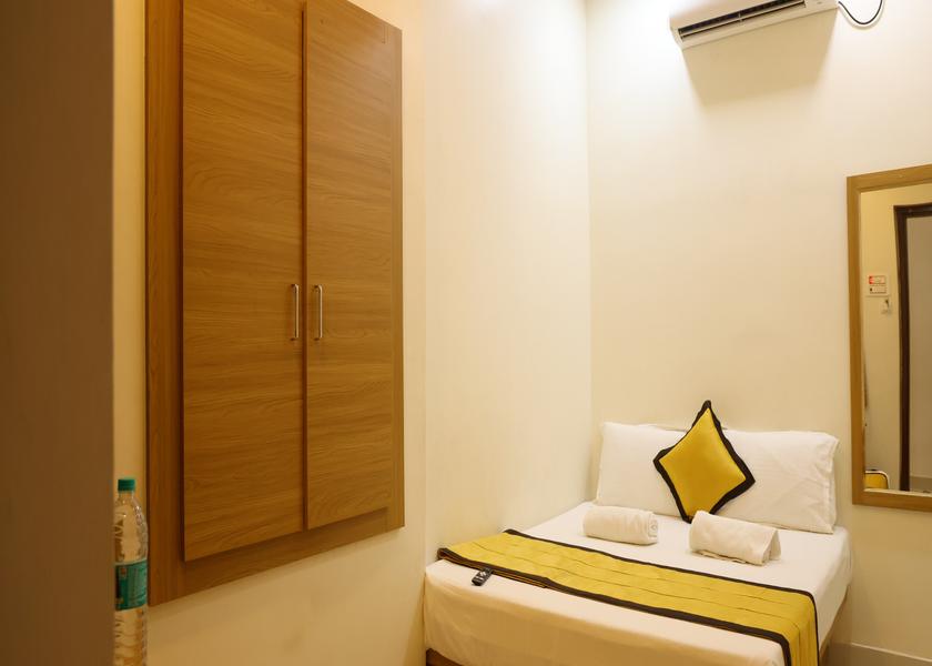 Tamil Nadu Tiruvannamalai Deluxe Room