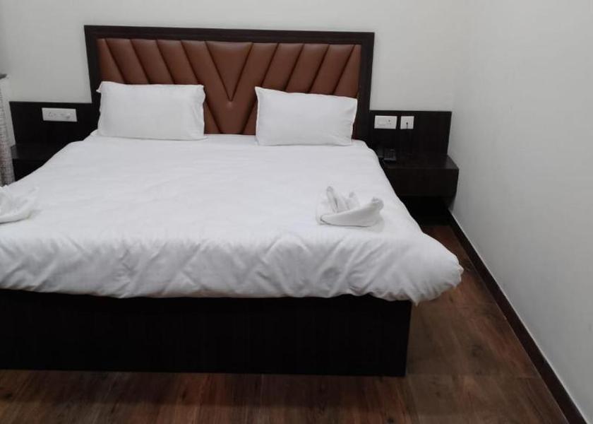 Uttar Pradesh Kanpur Deluxe Elite