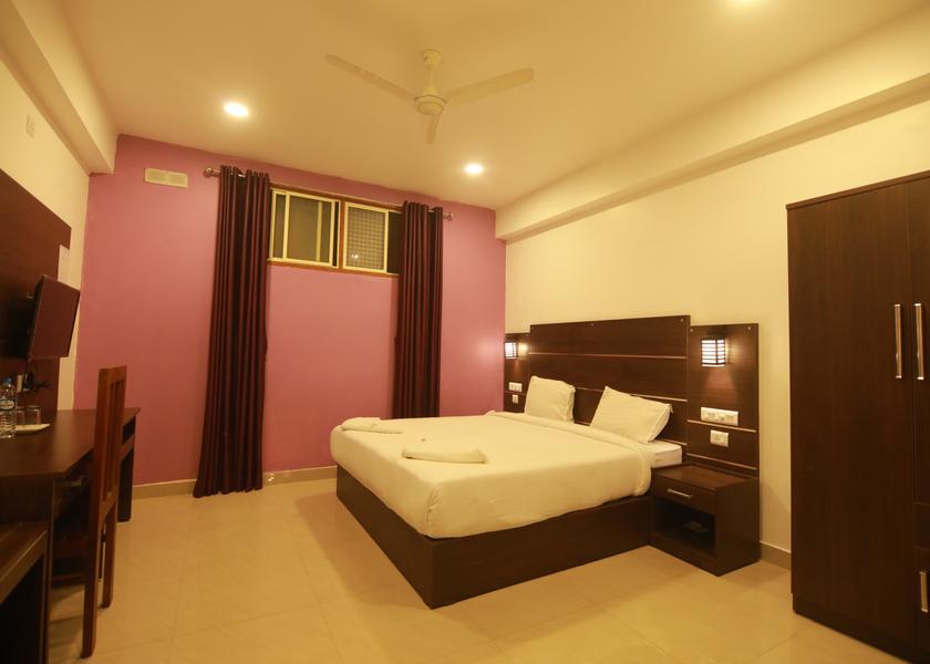 Kerala Anakkara Deluxe Room
