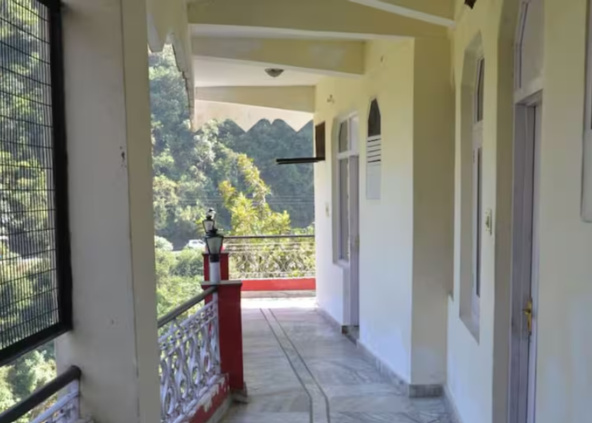 Himachal Pradesh Mandi Public Areas