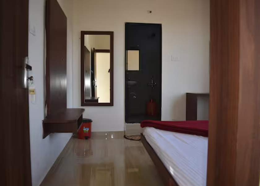 Gujarat Saputara Double Bed Ac