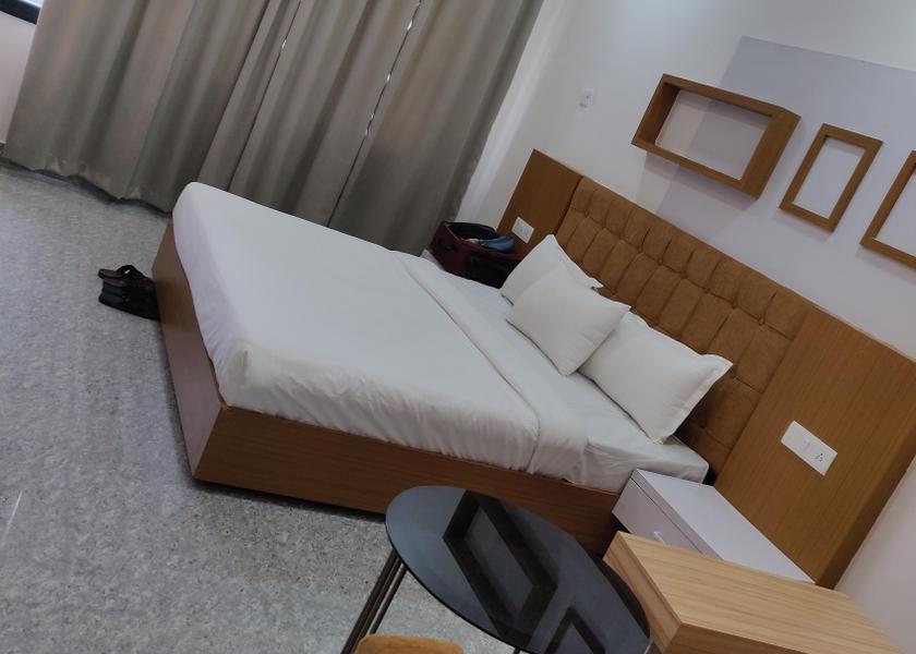 Madhya Pradesh Chatarpur Deluxe Double Room