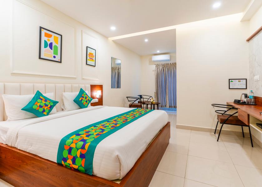 Karnataka Bangalore Deluxe Room