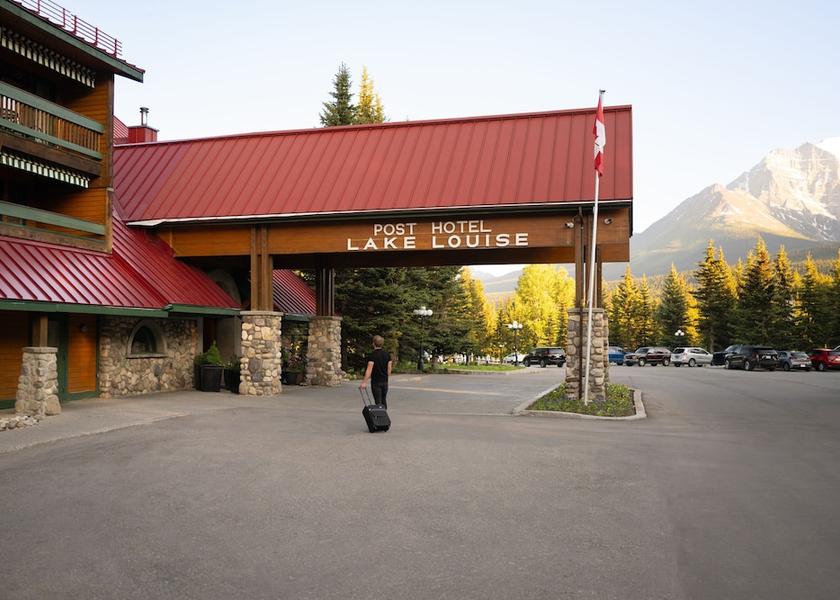 Alberta Lake Louise Front of property