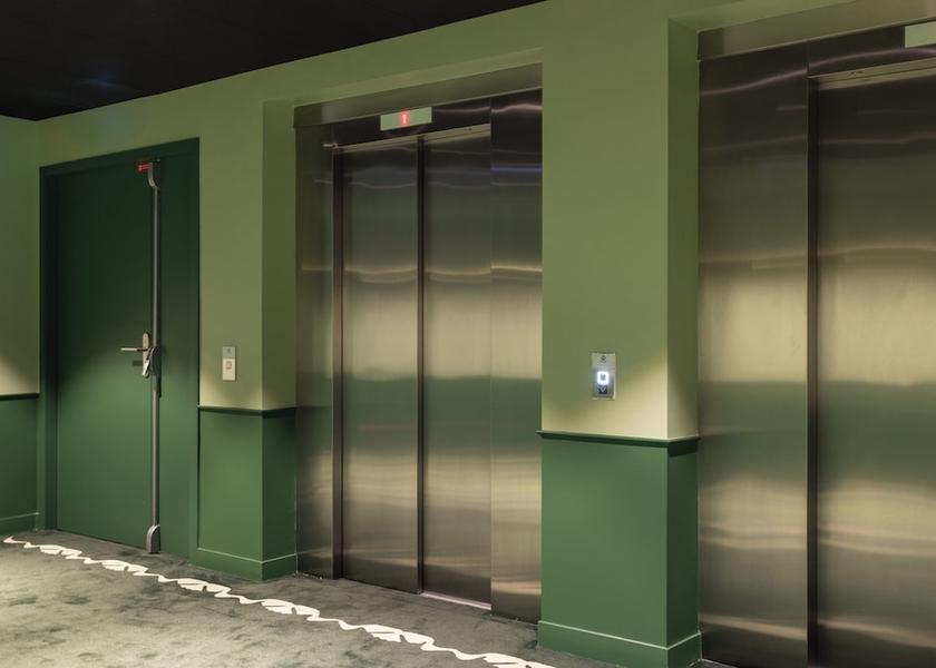 Ile-de-France Asnieres-sur-Seine Elevator