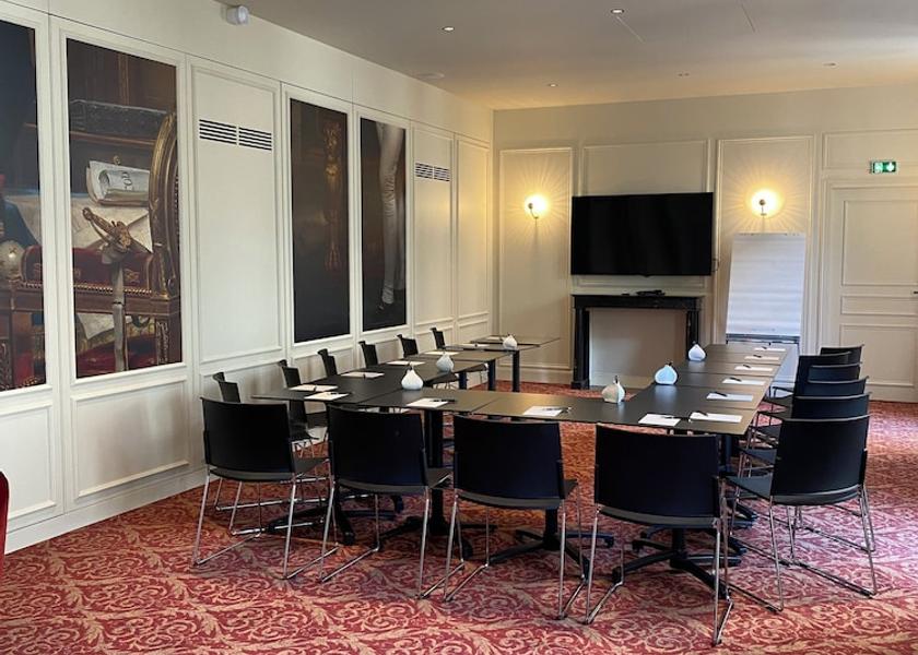 Île-de-France Fontainebleau Meeting facility