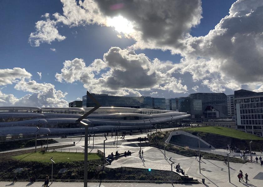 Train station shuttle