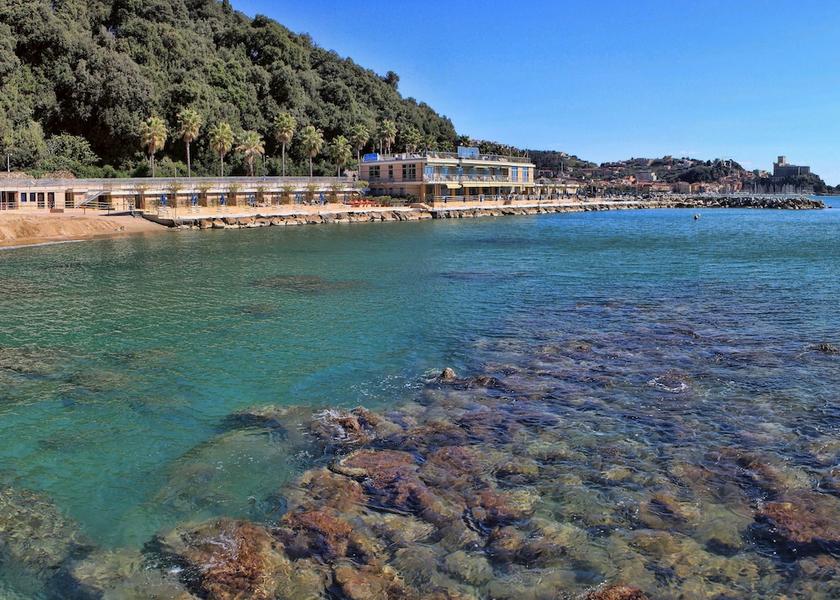 Liguria Lerici Facade
