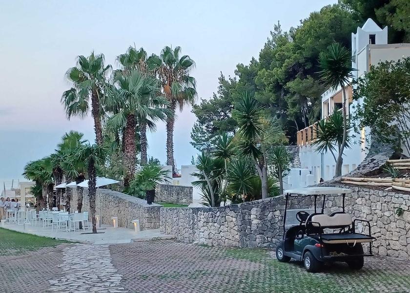 Puglia Mattinata Exterior Detail