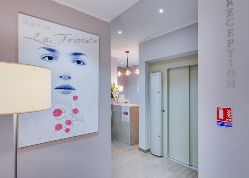 Provence - Alpes - Cote d'Azur Mouans-Sartoux Reception