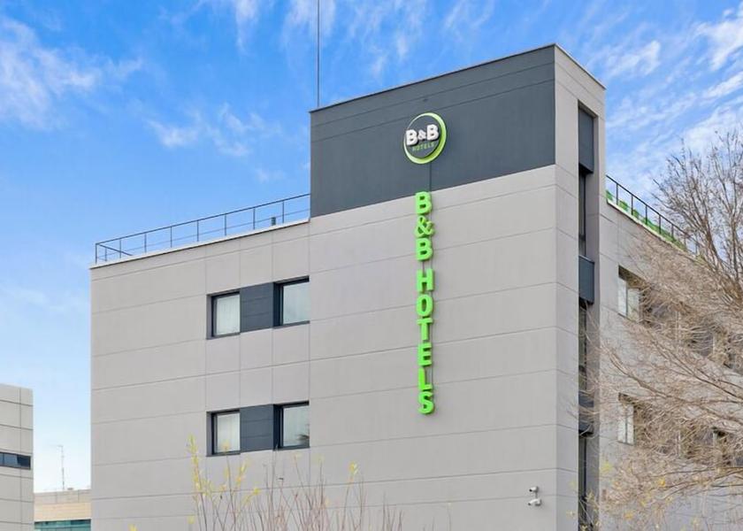 Community of Madrid Las Rozas de Madrid Front of property