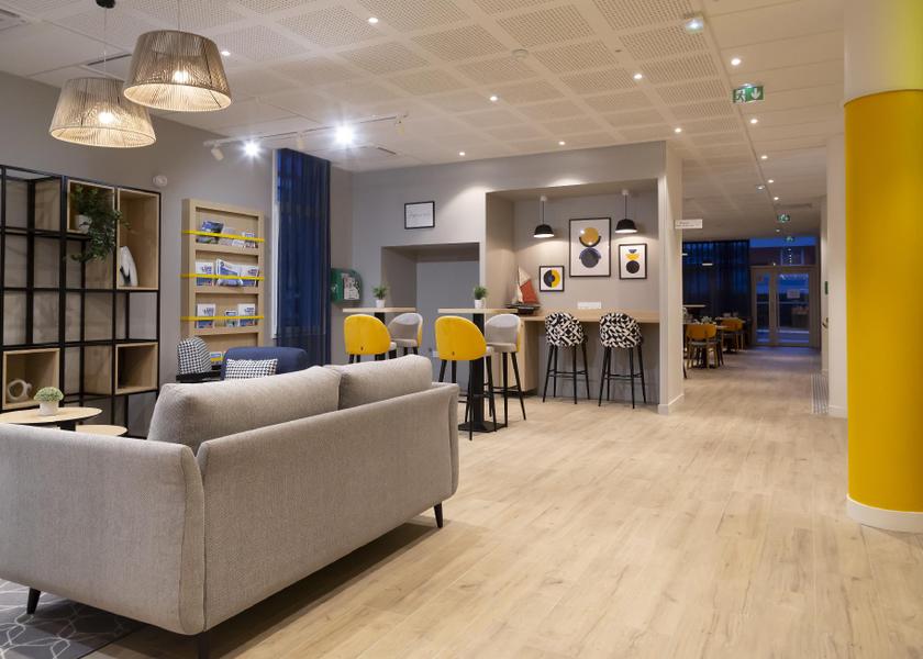 Normandy Le Havre lobby