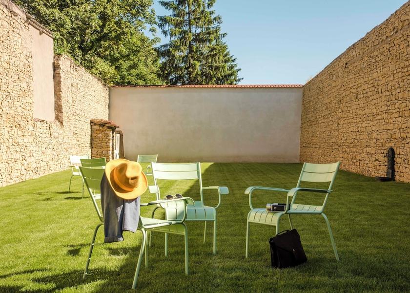 Auvergne-Rhone-Alpes Saint-Cyr-au-Mont-d'Or Garden