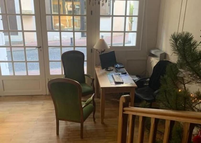 Provence - Alpes - Cote d'Azur Manosque Interior Entrance