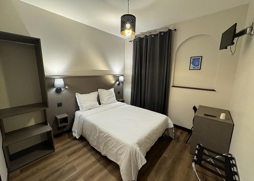 Ile-de-France Montreuil Room