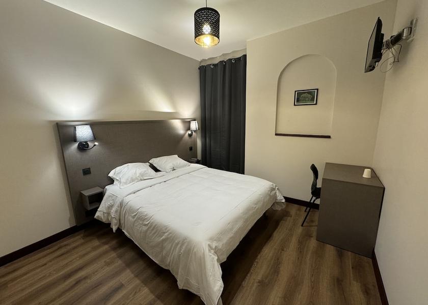 Ile-de-France Montreuil Room