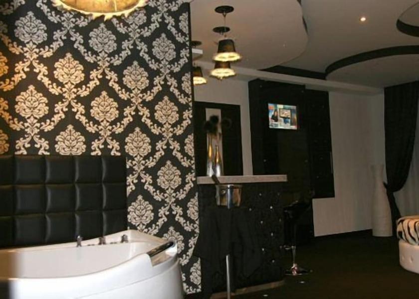 Campania Casoria Bathroom