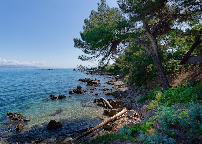 Provence - Alpes - Cote d'Azur Antibes Hiking